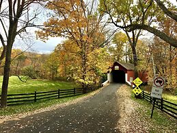 Galvanized America Inn & Art Gallery