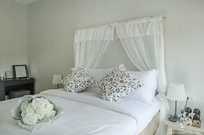 The Title Residencies Naiyang By Trips Phuket