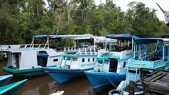 Houseboat Bee Kelotok