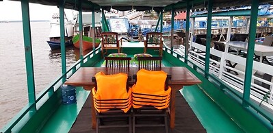 Houseboat Bee Kelotok