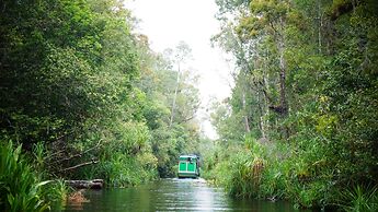 Houseboat Bee Kelotok