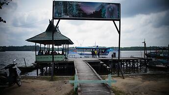 Houseboat Bee Kelotok