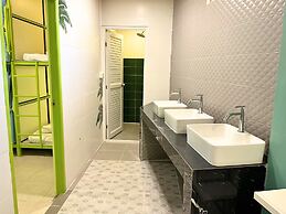 Sleepy Station - Hostel