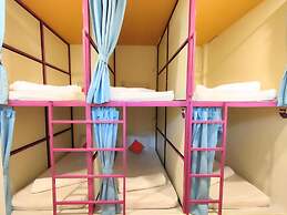 Sleepy Station - Hostel