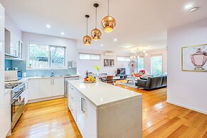 Melbourne Luxury Villa at Doncaster
