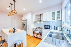 Melbourne Luxury Villa at Doncaster