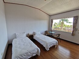 Dulan Red House