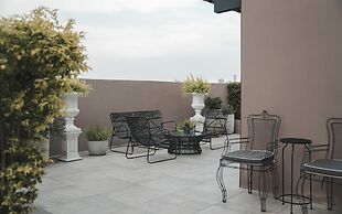 THEA Private Suites by TH District