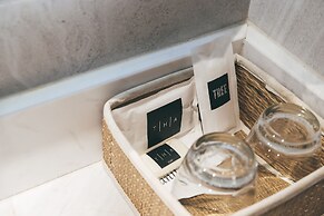 THEA Private Suites by TH District