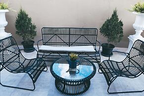 THEA Private Suites by TH District