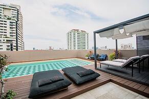 THEA Private Suites by TH District