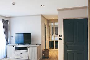 THEA Private Suites by TH District