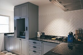 THEA Private Suites by TH District