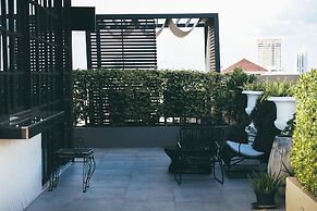 THEA Private Suites by TH District