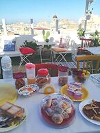 Due Passi dal Centro