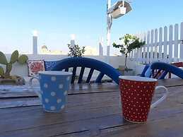 Due Passi dal Centro