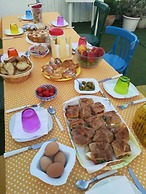 Due Passi dal Centro