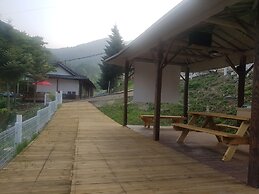 Hwaya Mountain Pension
