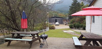 Hwaya Mountain Pension