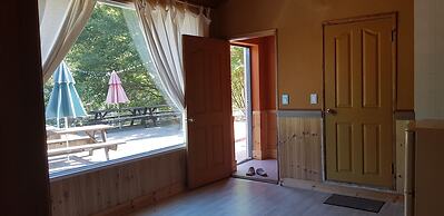 Hwaya Mountain Pension