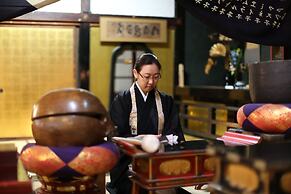 Temple Hotel Takayama Zenkoji