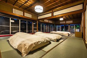 Temple Hotel Takayama Zenkoji