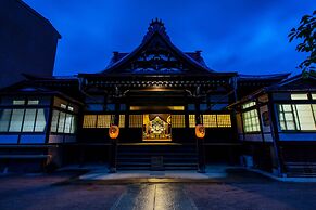 Temple Hotel Takayama Zenkoji
