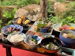 Temple Hotel Takayama Zenkoji