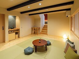 Temple Hotel Takayama Zenkoji