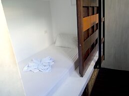 Happiness Hostel El Nido