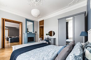 Hermitage Apartment 180m2