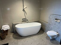 Ocean Hotel