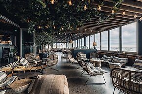 Ocean Hotel