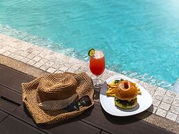 Patong Bay Residence