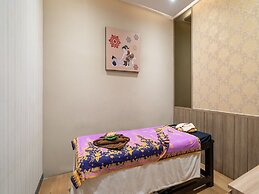 Patong Bay Residence