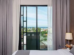 Patong Bay Residence