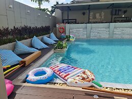 Patong Bay Residence