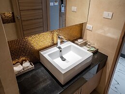 Patong Bay Residence