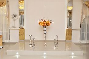 Millenium Manor Hotel