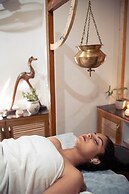 Swiss Cottage and Spa by Salvus