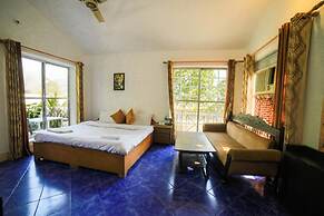 Swiss Cottage and Spa by Salvus