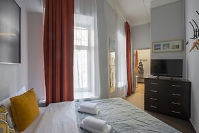 Hotel  Lopatin Nevsky 100