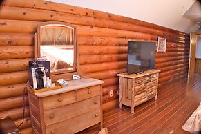 Sumas Mountain Lodge