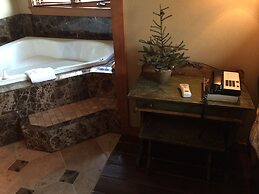 Sumas Mountain Lodge