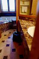 Sumas Mountain Lodge