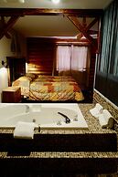 Sumas Mountain Lodge