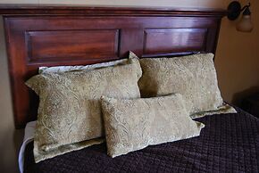 Sumas Mountain Lodge