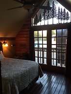 Sumas Mountain Lodge
