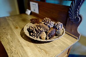 Sumas Mountain Lodge