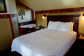 Sumas Mountain Lodge